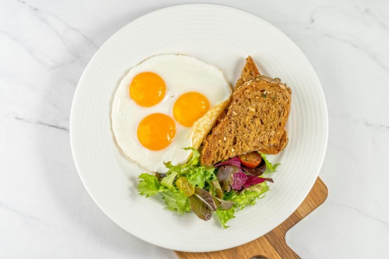 Rise, Repeat, Refuel: The Case For The Morning Breakfast